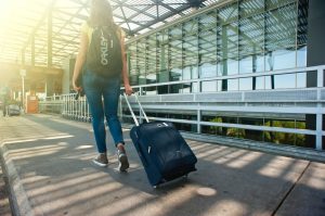 how to travel alone safely